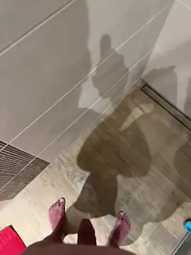 Snapshot of rundum40 chatting on 13, 2, 2025 rundum40 online show from 13, 2, 2025