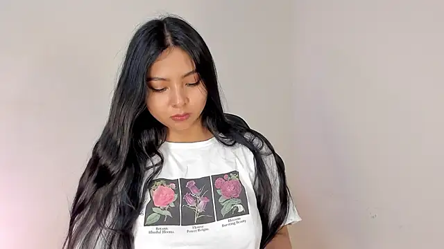 Snapshot of emma_980 chatting on 19, 1, 2025 emma 980 online show from 19, 1, 2025