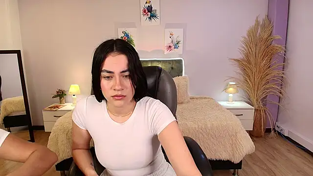 Icysweetcam online show from 30, 4, 2026