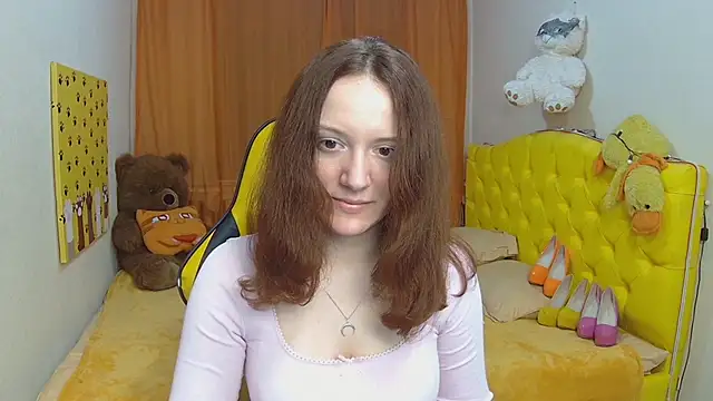 Snapshot of BarbaraStily chatting on 2, 2, 2025 BarbaraStily online show from 2, 2, 2025