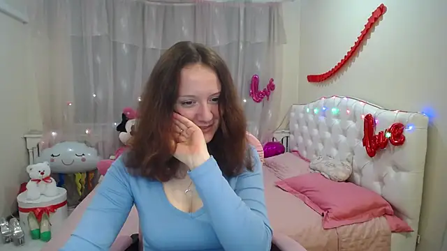 Snapshot of BarbaraStily chatting on 13, 3, 2025 BarbaraStily online show from 13, 3, 2025