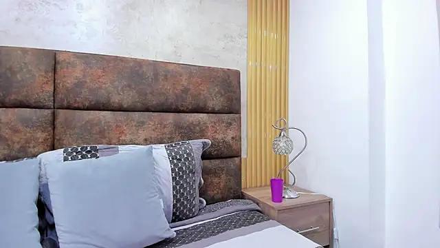 AuroraBon online show from 17, 12, 2025