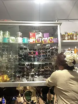 Snapshot of Cesywet chatting on 24, 2, 2025 Cesywet online show from 24, 2, 2025