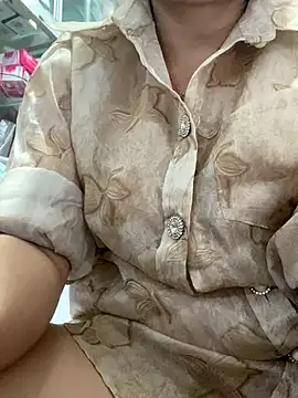 Snapshot of Cesywet chatting on 1, 11, 2025 Cesywet online show from 1, 11, 2025