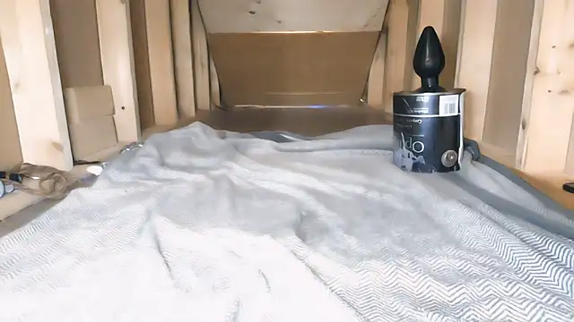 Snapshot of cbtbetaloser chatting on 8, 11, 2025 cbtbetaloser online show from 8, 11, 2025