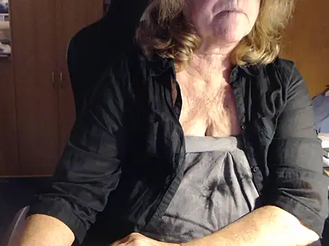 Snapshot of _sunshine__ chatting on 27, 1, 2025  sunshine   online show from 27, 1, 2025