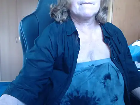 Snapshot of _sunshine__ chatting on 19, 2, 2025  sunshine   online show from 19, 2, 2025