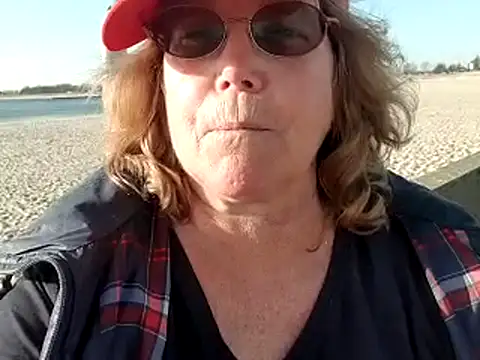 Snapshot of _sunshine__ chatting on 21, 3, 2025  sunshine   online show from 21, 3, 2025