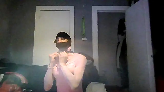 relaxedside13 online show from 24, 4, 2026