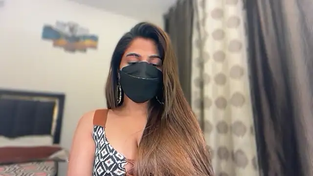 Hotty-Sana online show from 30, 4, 2026