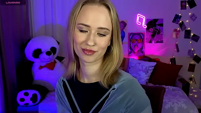 SashaBrooks online show from 15, 11, 2025