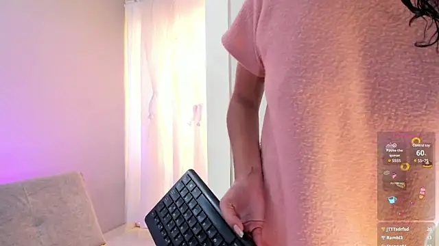 candyy bella online show from 7, 1, 2025