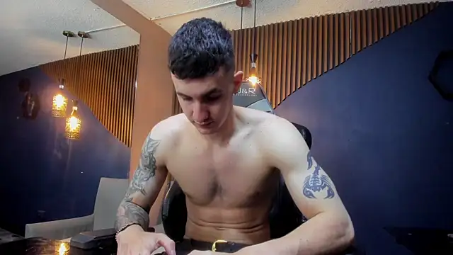 JacksonOlsenn online show from 7, 3, 2025