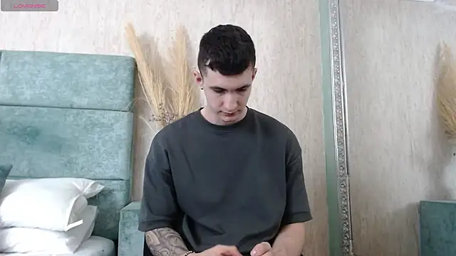 JacksonOlsenn online show from 20, 3, 2025