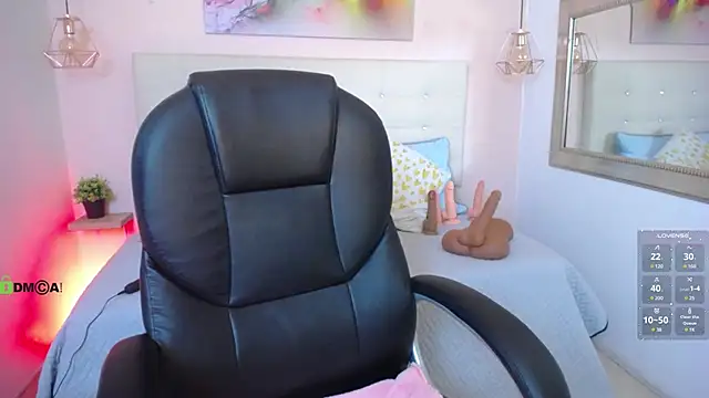 Cristal  adams online show from 7, 3, 2025