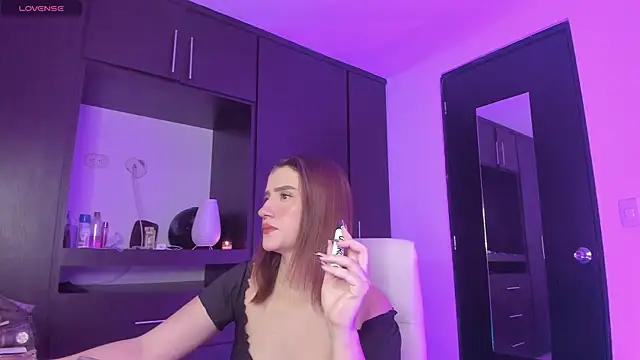 TinaJonnes  online show from 5, 2, 2026