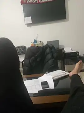 Snapshot of alex-riadh chatting on 8, 1, 2025 alex-riadh online show from 8, 1, 2025