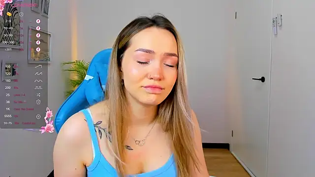 Evia r0se online show from 19, 12, 2024