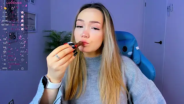 Evia r0se online show from 5, 1, 2025