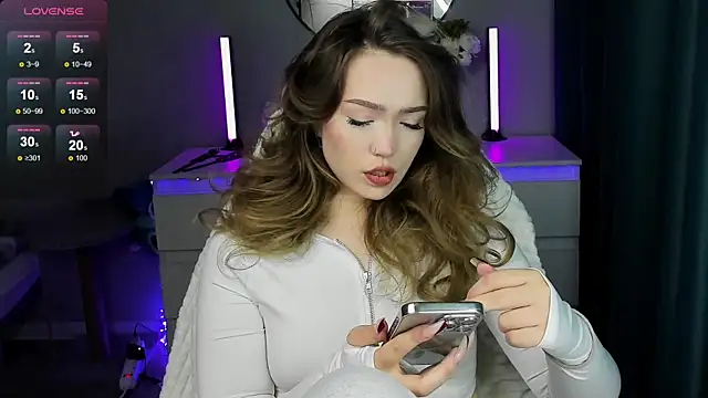 Evia r0se online show from 17, 9, 2025