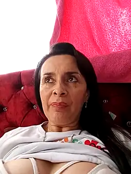 Samantha Sullivan  online show from 19, 3, 2025