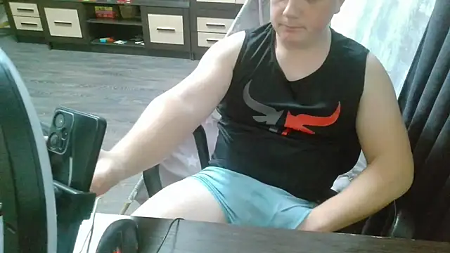 Snapshot of gamblingbum chatting on 3, 3, 2026 gamblingbum online show from 3, 3, 2026