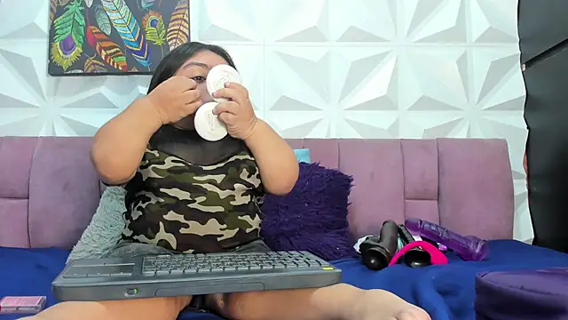 Michelle Brooks online show from 4, 2, 2025