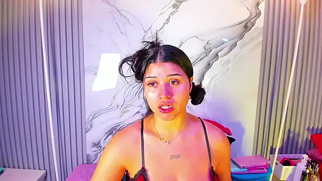 venusowen  online show from 13, 6, 2026
