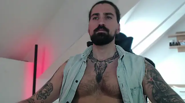 MateoHunk online show from 2, 1, 2025