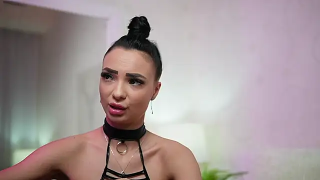 MaraJolie online show from 17, 1, 2025