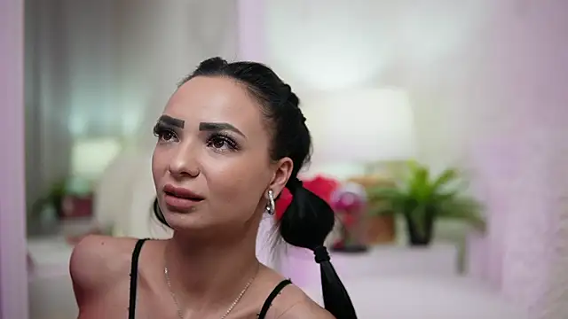 MaraJolie online show from 25, 2, 2025