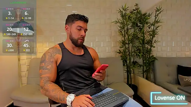 Snapshot of _dreammr1_ chatting on 13, 1, 2025 dreammr1 online show from 13, 1, 2025