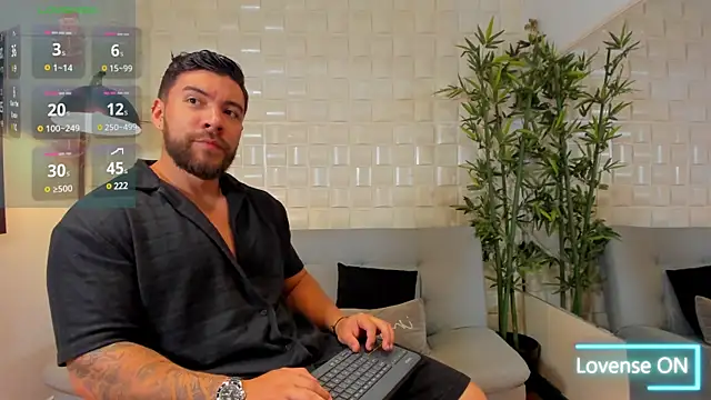 Snapshot of _dreammr1_ chatting on 16, 1, 2025 dreammr1 online show from 16, 1, 2025