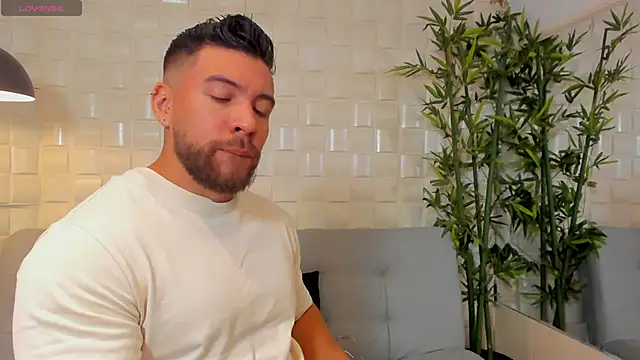 Snapshot of _dreammr1_ chatting on 21, 1, 2025 dreammr1 online show from 21, 1, 2025