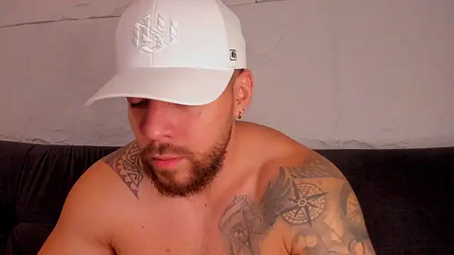 Snapshot of _dreammr1_ chatting on 15, 10, 2025 dreammr1 online show from 15, 10, 2025