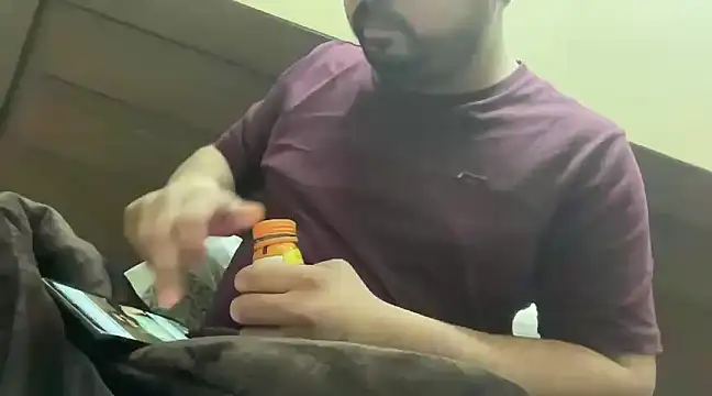 Snapshot of coolboy6566 chatting on 21, 12, 2024 coolboy6566 online show from 21, 12, 2024