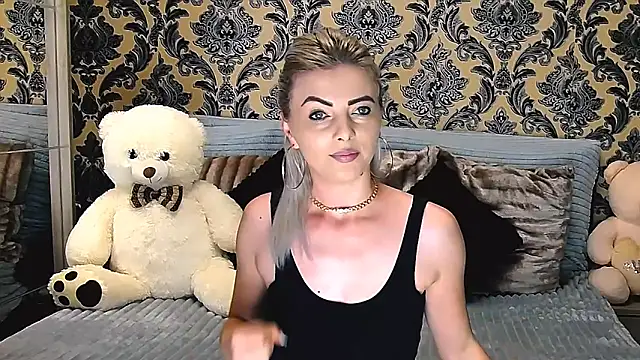 Aly girl1 online show from 28, 2, 2025