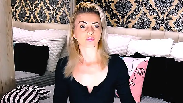 Aly girl1 online show from 30, 9, 2025