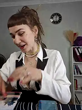 FoxRineHelen online show from 17, 2, 2025