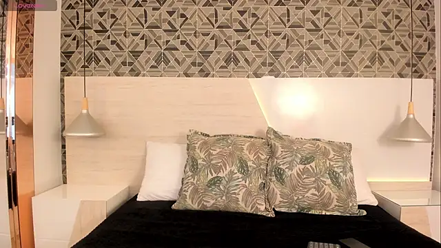 IvannaAnggel online show from 11, 3, 2025