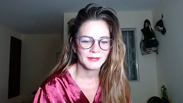 Snapshot of Hanny_24 chatting on 17, 12, 2024 Hanny 24 online show from 17, 12, 2024