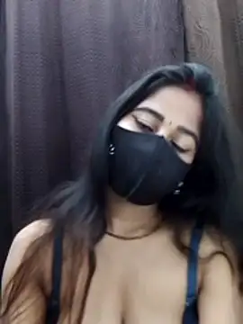 Lalisa sexy online show from 22, 4, 2026