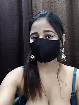 Lalisa sexy online show from 8, 5, 2026