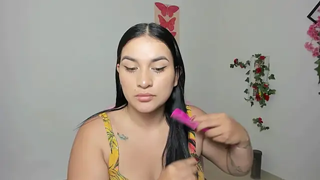 Emic  online show from 26, 9, 2025