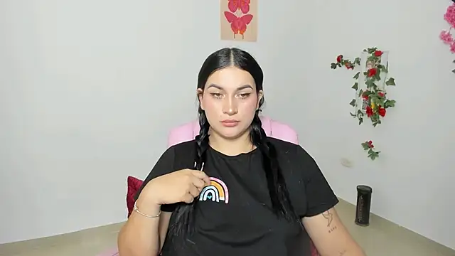 Emic  online show from 30, 9, 2025