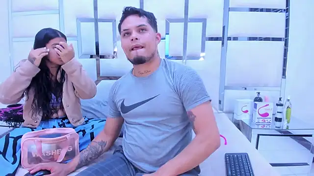 MelissaAndZeuss online show from 28, 1, 2025