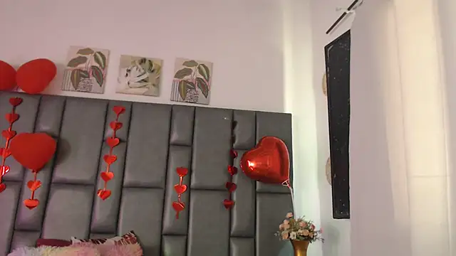 sophiaFoster4u online show from 28, 2, 2025