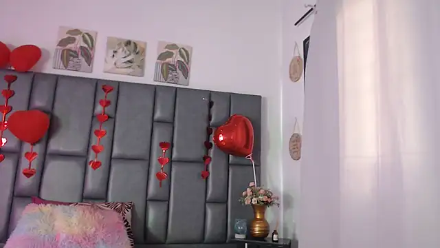 sophiaFoster4u online show from 3, 3, 2025