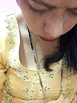 Snapshot of Urmila_bhabhii chatting on 3, 2, 2025 Urmila bhabhii online show from 3, 2, 2025