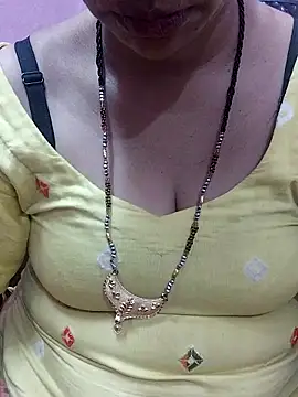 Snapshot of Urmila_bhabhii chatting on 17, 2, 2025 Urmila bhabhii online show from 17, 2, 2025